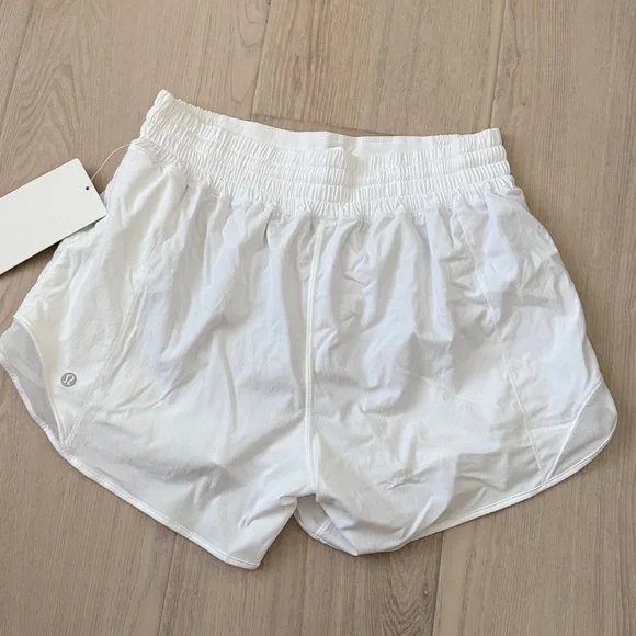 NWT Lululemon Hotty Hot HR Short 4” - Size 8 - Picture 5 of 6